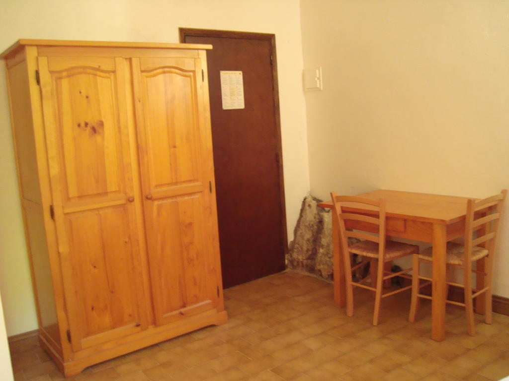 Auberge Des Seguins Buoux المظهر الخارجي الصورة